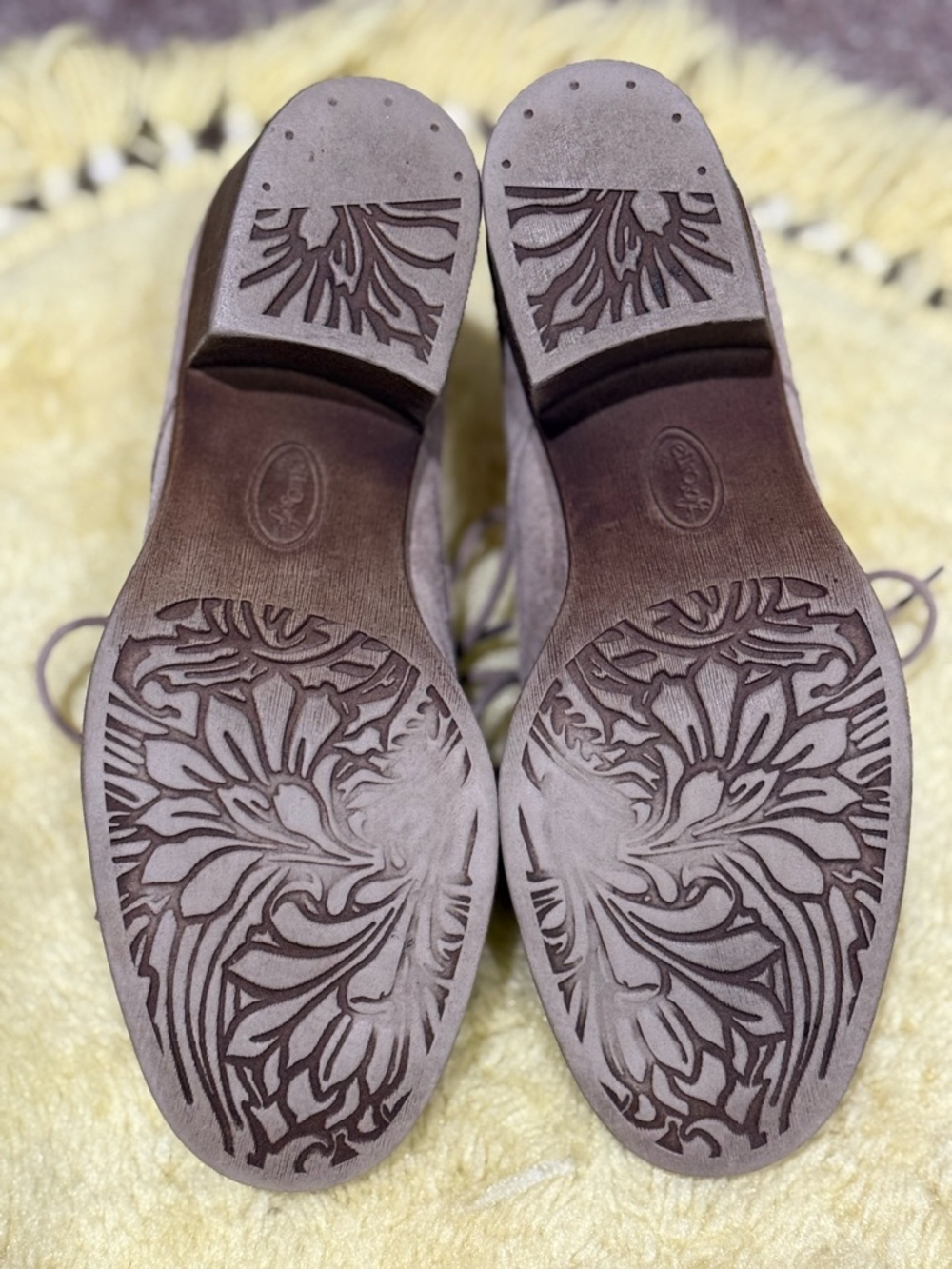 Shoe Bargain! - Picture 3 of 6